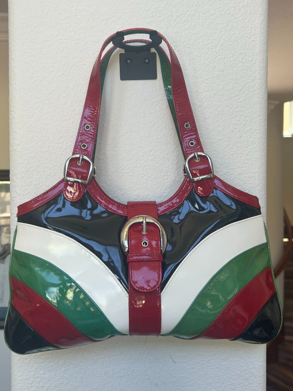 Vintage Isabella Fiore bohemian-style hobo shoulder bag